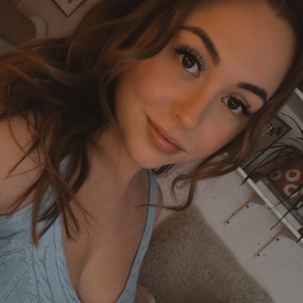 Hey! Im Laney...😊